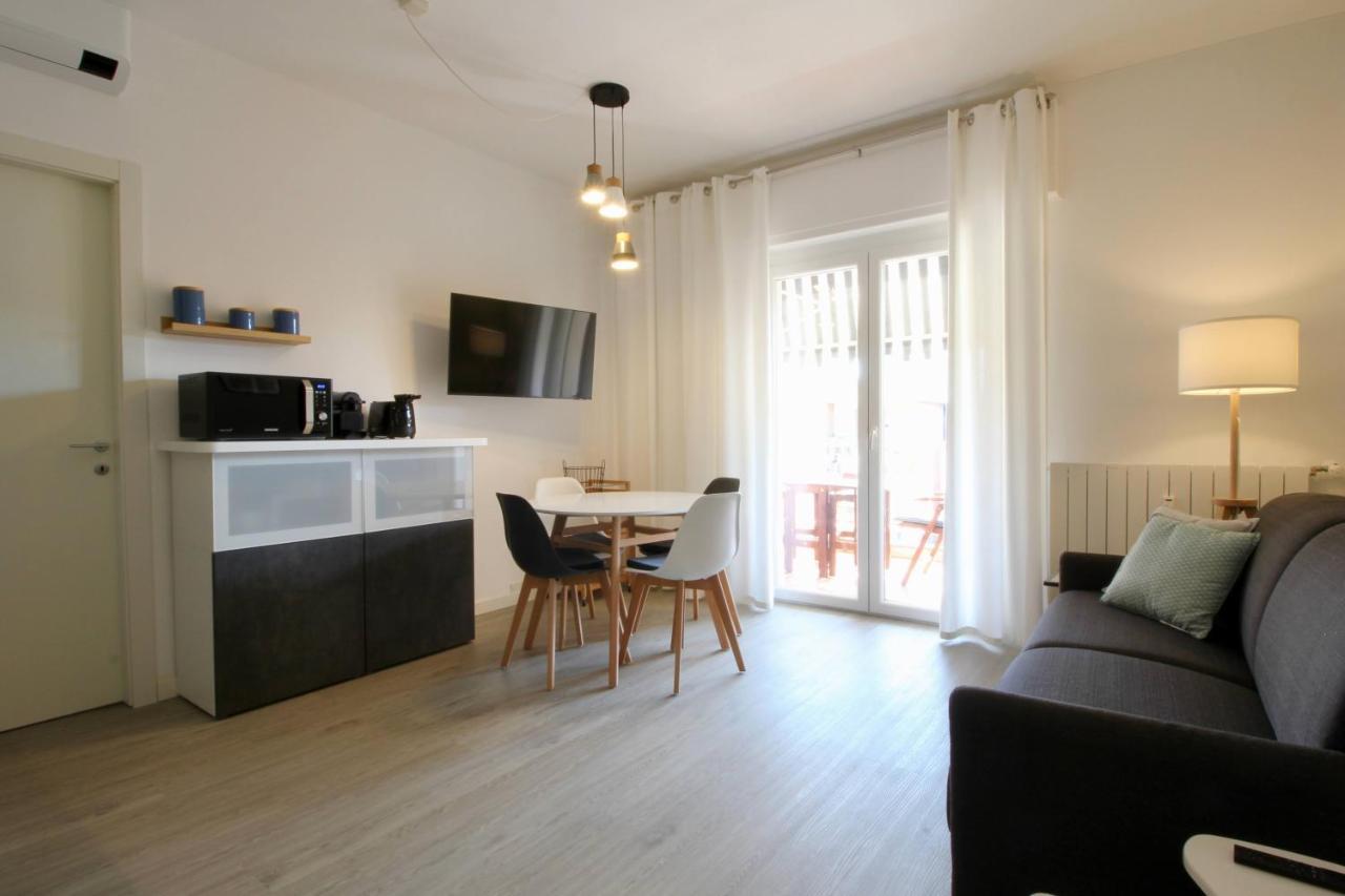 Interno 19 Apartman Bordighera Kültér fotó