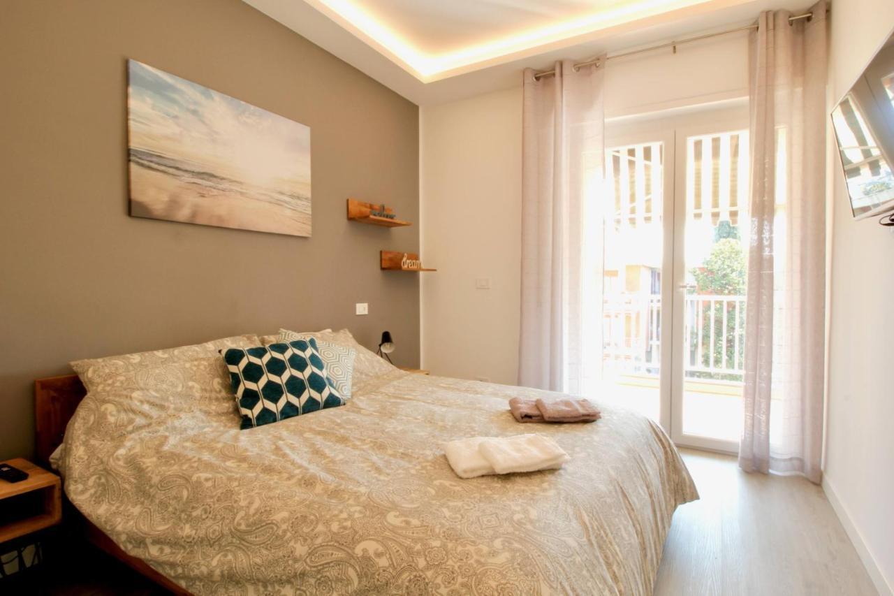 Interno 19 Apartman Bordighera Kültér fotó